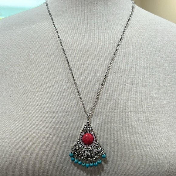 Teal and Red Moon Howlite Aztec Pendant with Rhinestones Necklace 22in - Picture 5 of 7